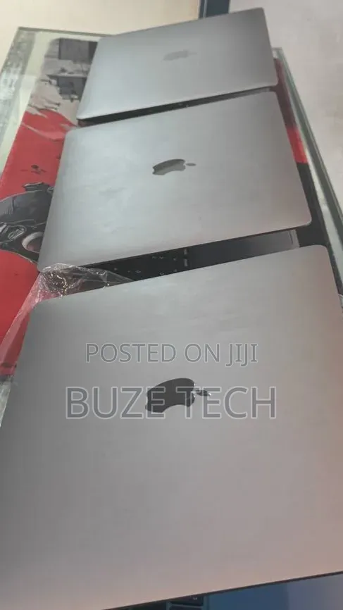 New Laptop Apple MacBook Air 2020 M1 8GB Apple M1 SSD 256GB