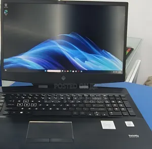 New Laptop HP Omen 17 16GB Intel Core i7 SSD 512GB