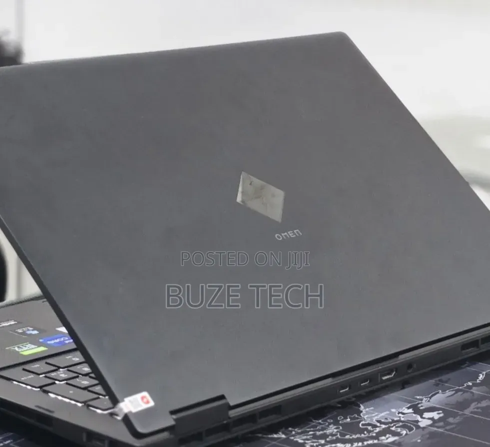 New Laptop HP Omen 16 16GB Intel Core i9 SSD 512GB