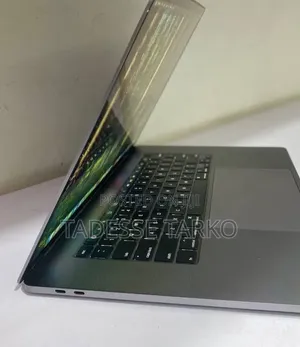 New Laptop Apple MacBook Pro 2019 16GB Intel Core i9 SSD 1T