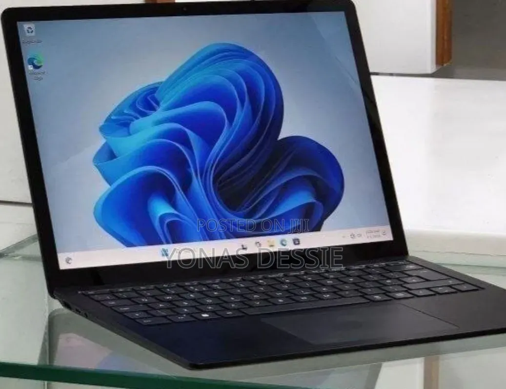 New Laptop Microsoft Surface Laptop 4 16GB Intel Core i7 SSD 512GB
