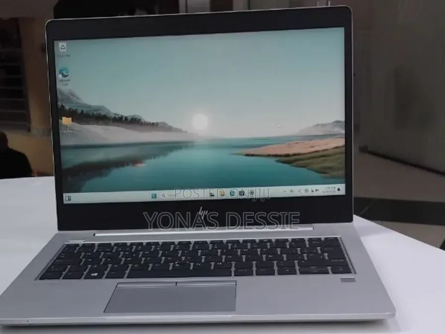 New Laptop HP EliteBook 830 G5 8GB Intel Core i5 SSD 512GB