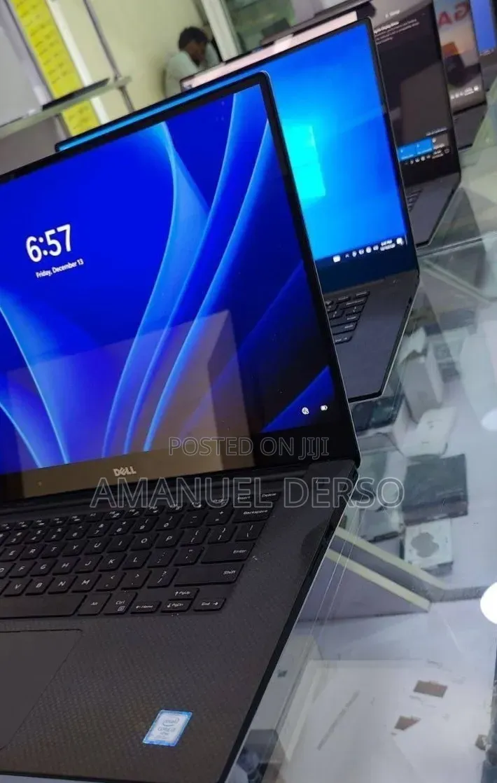 New Laptop Dell XPS 15 16GB Intel Core i7 SSD 512GB