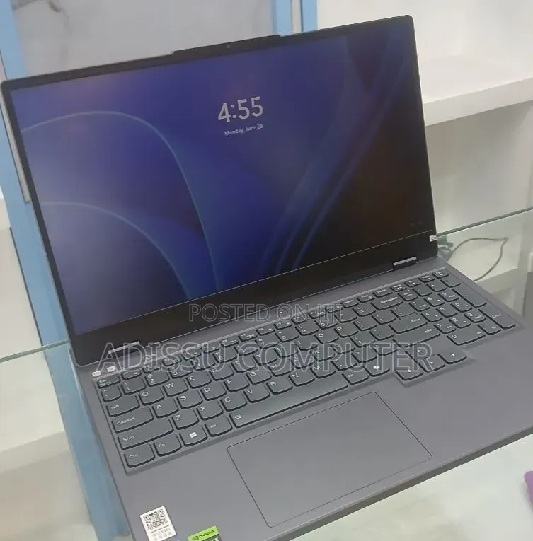 New Laptop Lenovo Legion 5 24GB Intel Core i7 SSD 1T