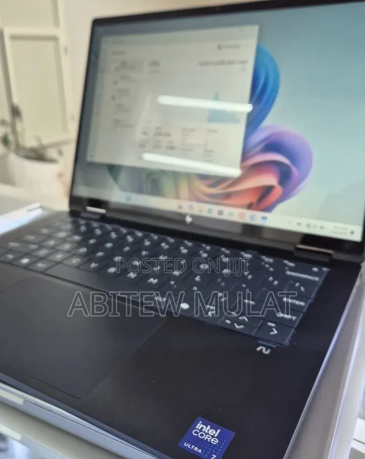 New Laptop HP OmniBook Ultra Flip 14" 16GB Intel Core Ultra 7 SSD 1T