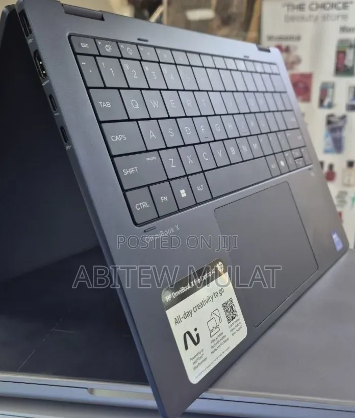 New Laptop HP OmniBook Ultra Flip 14" 16GB Intel Core Ultra 7 SSD 1T