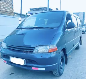 Toyota Grand HiAce 2000