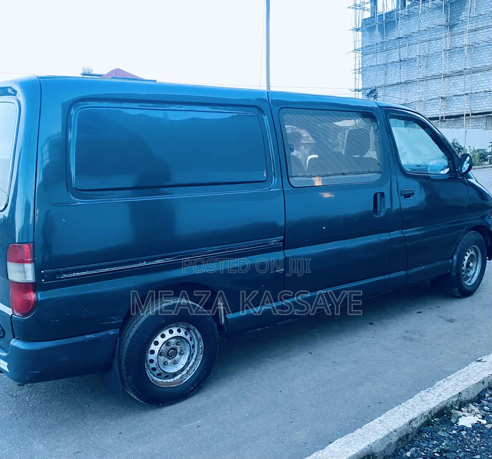 Toyota Grand HiAce 2000