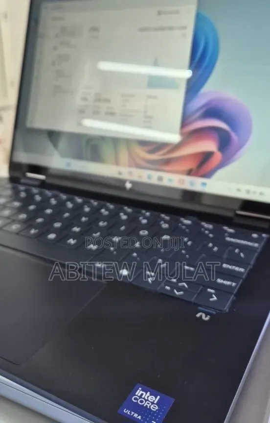 New Laptop HP OmniBook Ultra Flip 14" 16GB Intel Core Ultra 7 SSD 1T
