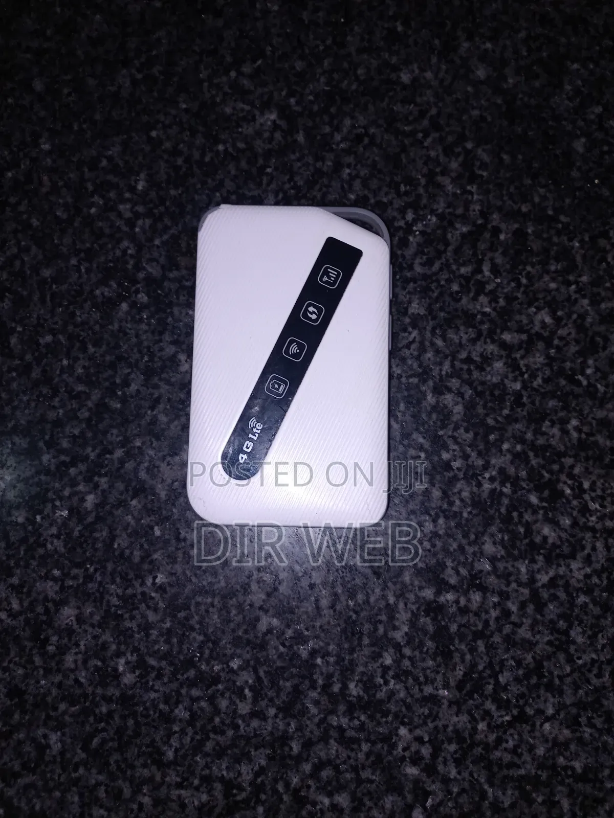Portable D-Link 4G LTE WiFi Router – No Battery