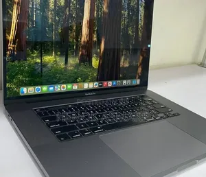 New Laptop Apple MacBook Pro 2019 32GB Intel Core i9 SSD 512GB