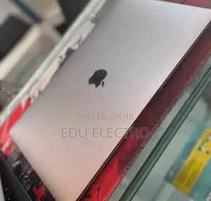 New Laptop Apple MacBook Air 2020 M1 8GB Apple M1 Max SSD 256GB