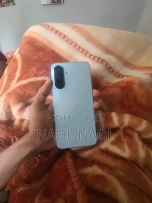 New Samsung Galaxy A17 128 GB Purple