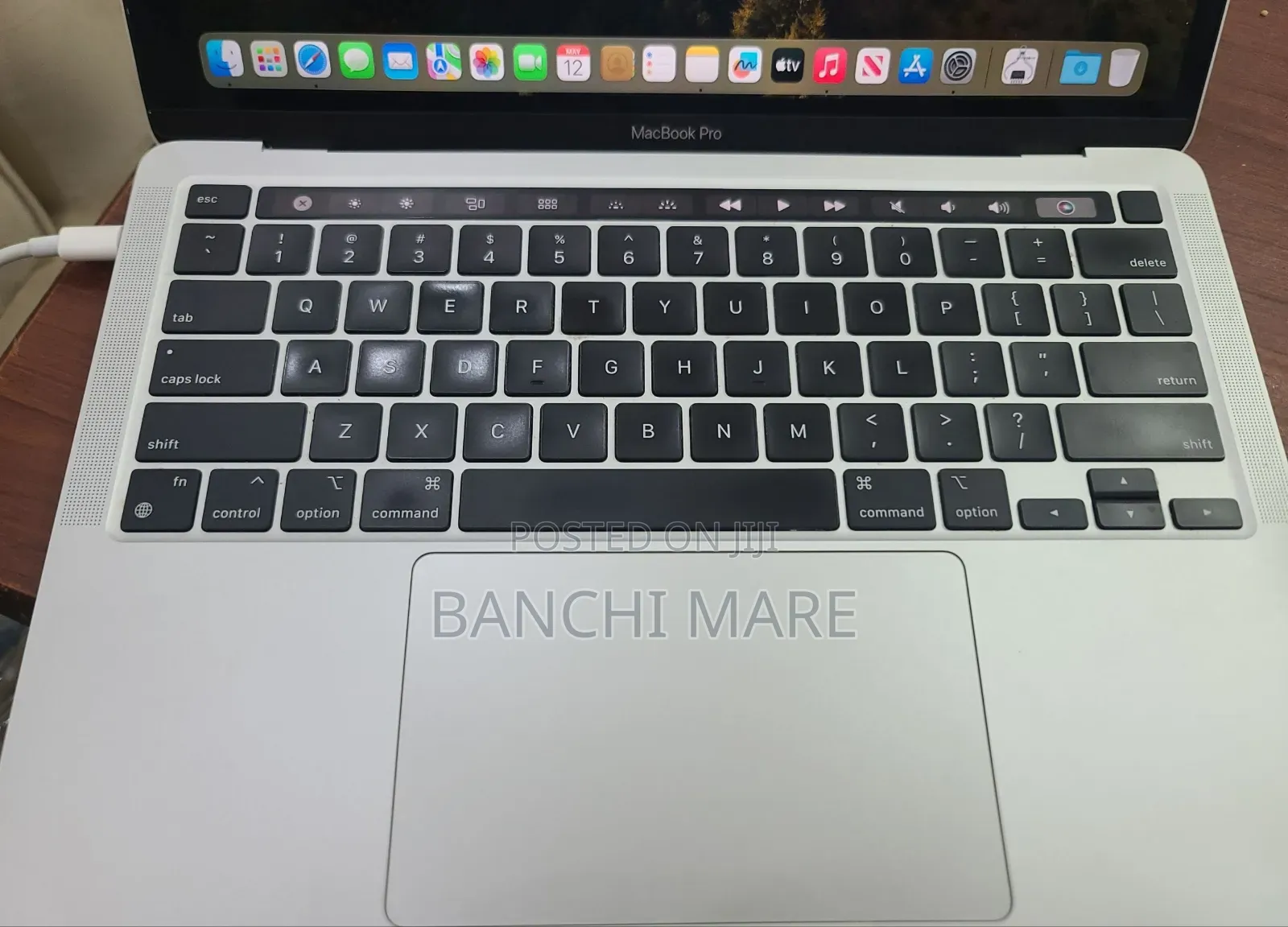 New Laptop Apple MacBook Pro 2021 M1 16GB Apple M1 SSD 256GB