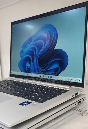 New Laptop HP EliteBook 840 G9 16GB Intel Core i5 SSD 512GB