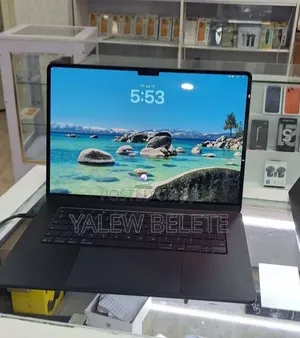 New Laptop Apple MacBook Air 2025 M4 16GB Apple M4 SSD 256GB