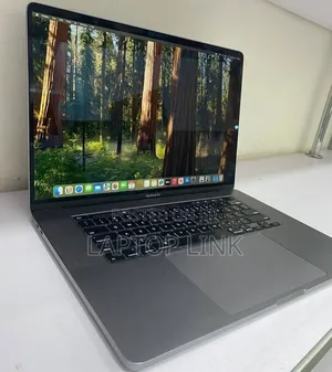 New Laptop Apple MacBook Pro 2019 32GB Intel Core i9 SSD 512GB