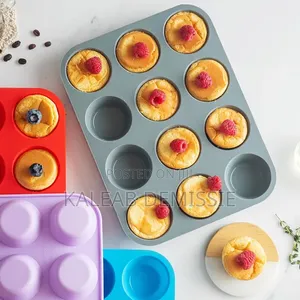 12 Holes Silicone Baking Muffin Pan