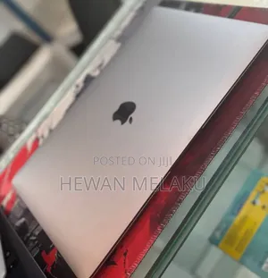 New Laptop Apple MacBook Air 2020 M1 8GB Apple M1 SSD 256GB