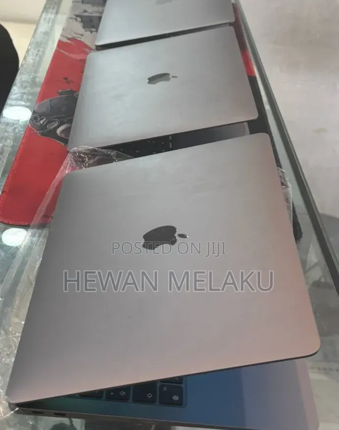 New Laptop Apple MacBook Air 2020 M1 8GB Apple M1 SSD 256GB