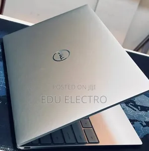 New Laptop Dell XPS 13 9315 16GB Intel Core i5 SSD 512GB