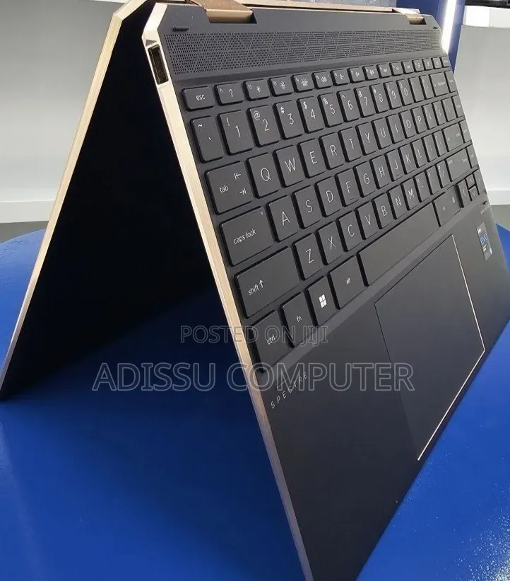 New Laptop HP x360 310 G2 16GB Intel Core i7 SSD 512GB
