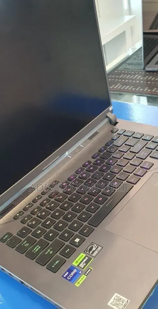 New Laptop Asus ROG Strix G15 16GB Intel Core i9 SSD 1T