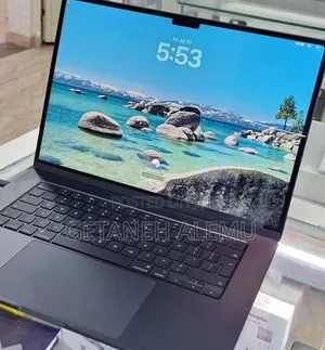 New Laptop Apple MacBook 16GB AMD A10 SSD 1T