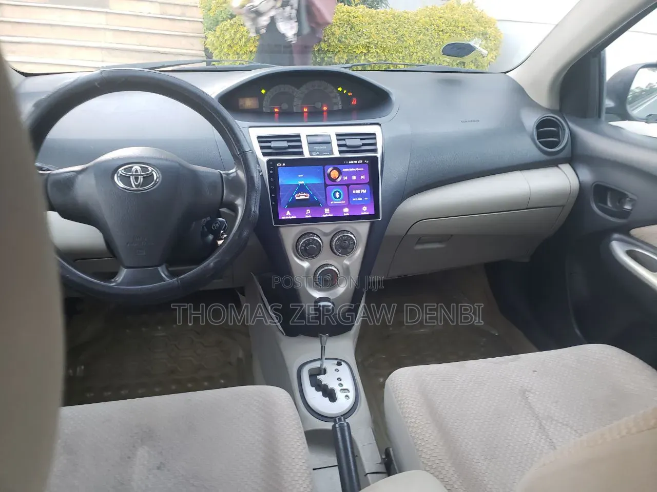 Toyota Belta 2010 Silver