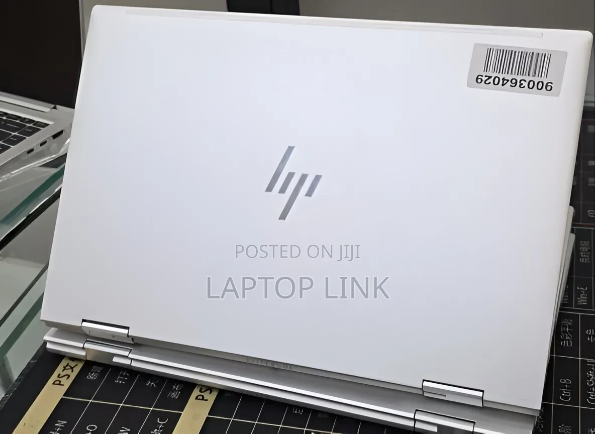 New Laptop HP EliteBook 830 G8 16GB Intel Core i5 SSD 512GB