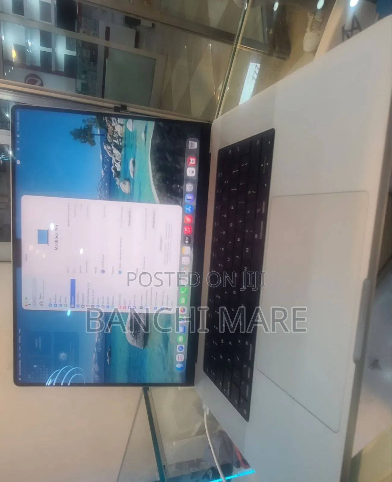 New Laptop Apple MacBook Pro 2021 M1 32GB Apple M1 Pro SSD 1T