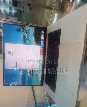 New Laptop Apple MacBook Pro 2021 M1 32GB Apple M1 Pro SSD 1T