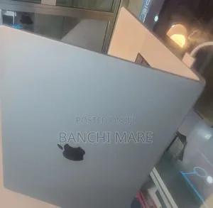 New Laptop Apple MacBook Pro 2021 M1 32GB Apple M1 Pro SSD 1T
