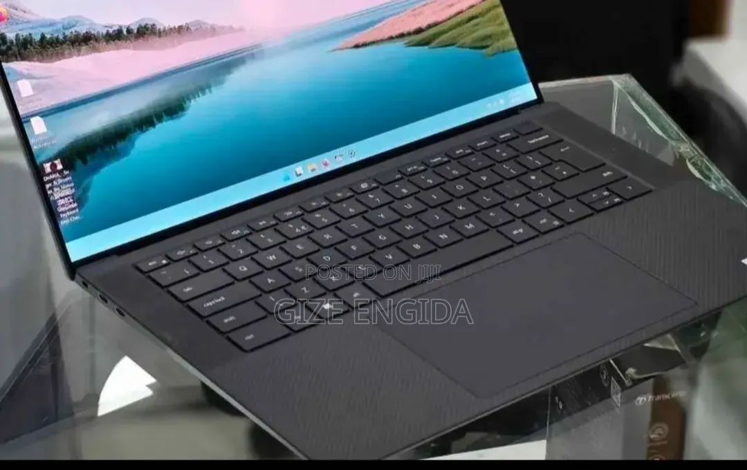 New Laptop Dell XPS 15 16GB Intel Core i7 SSD 512GB