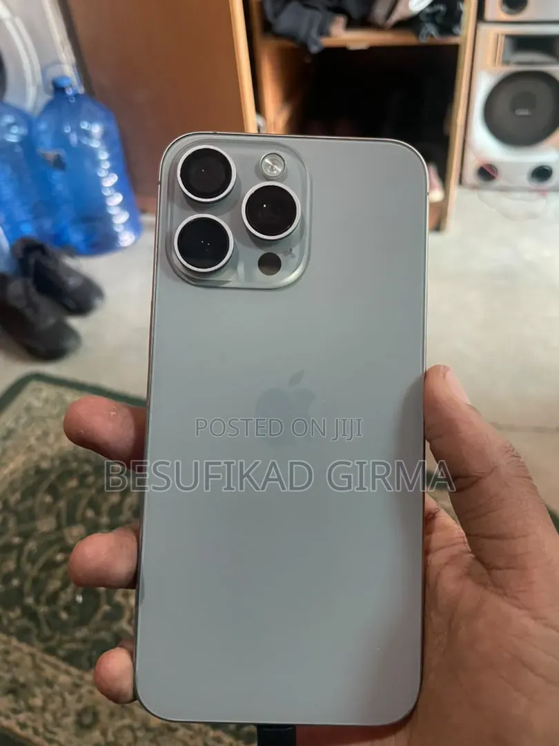 Apple iPhone 15 Pro Max 256 GB
