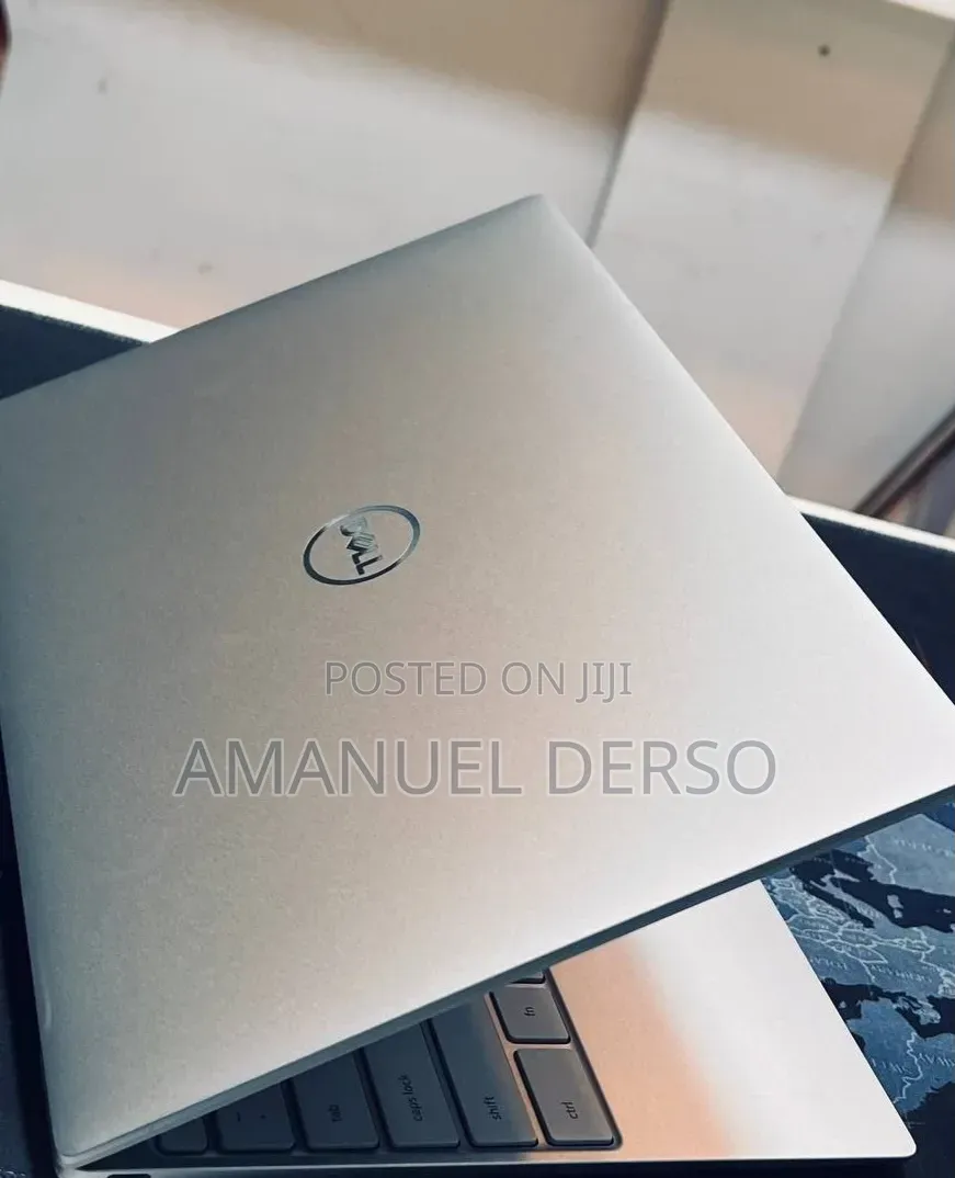 New Laptop Dell XPS 15 16GB Intel Core i5 SSD 512GB