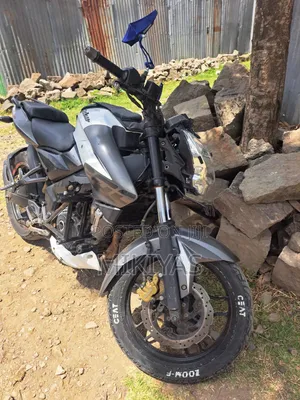 Bajaj Pulsar NS 200 2018 White