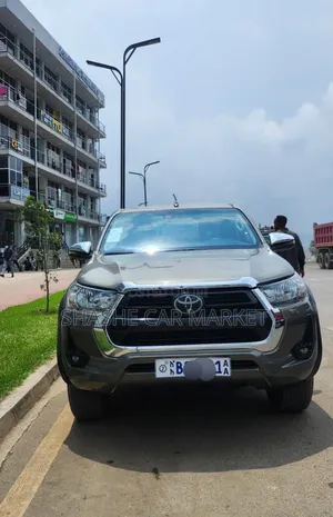 Toyota Hilux 2021