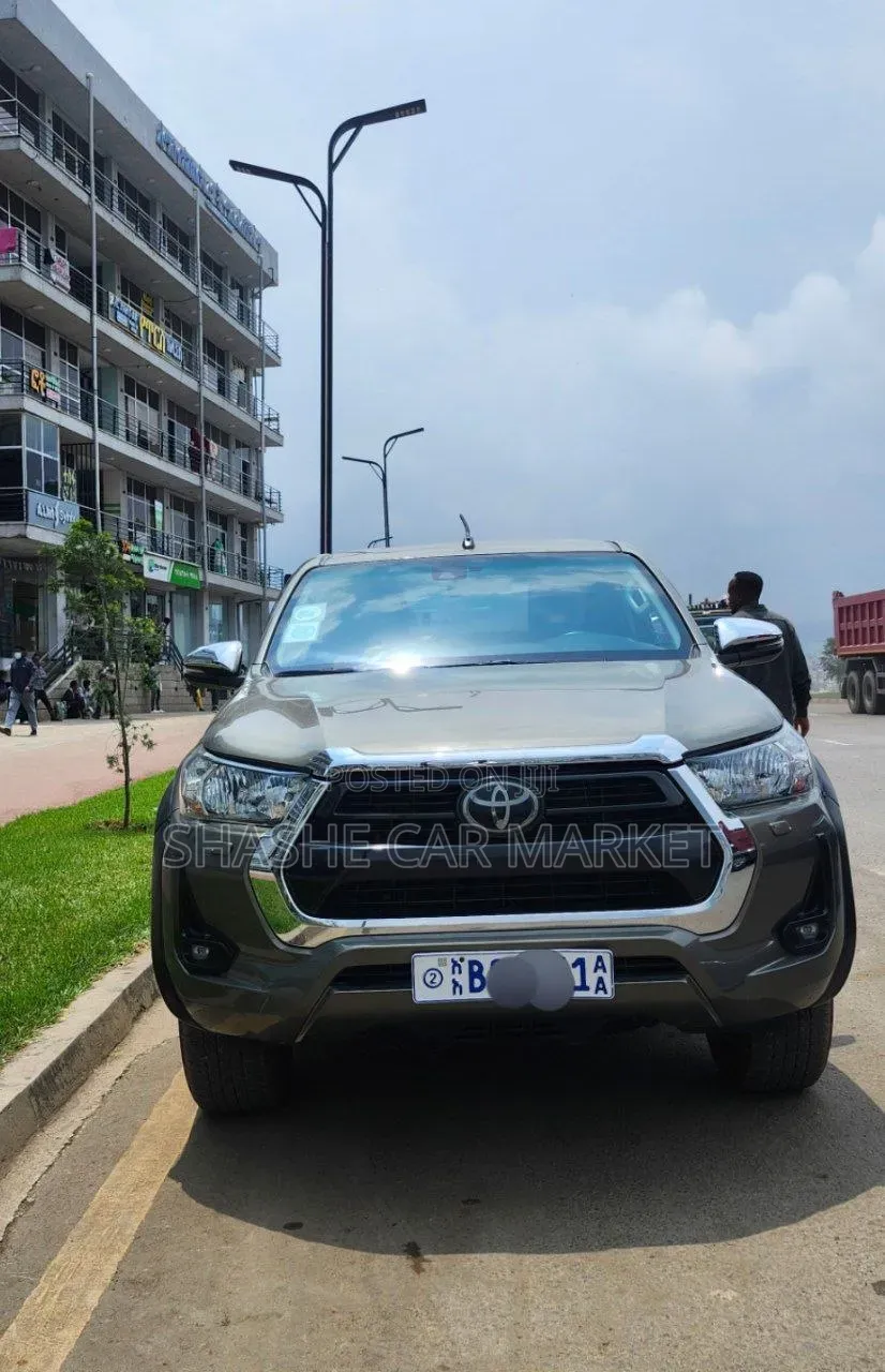 Toyota Hilux 2021