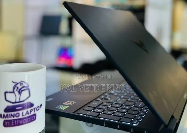 New Laptop HP Victus 15 16GB AMD Ryzen 7 SSD 512GB