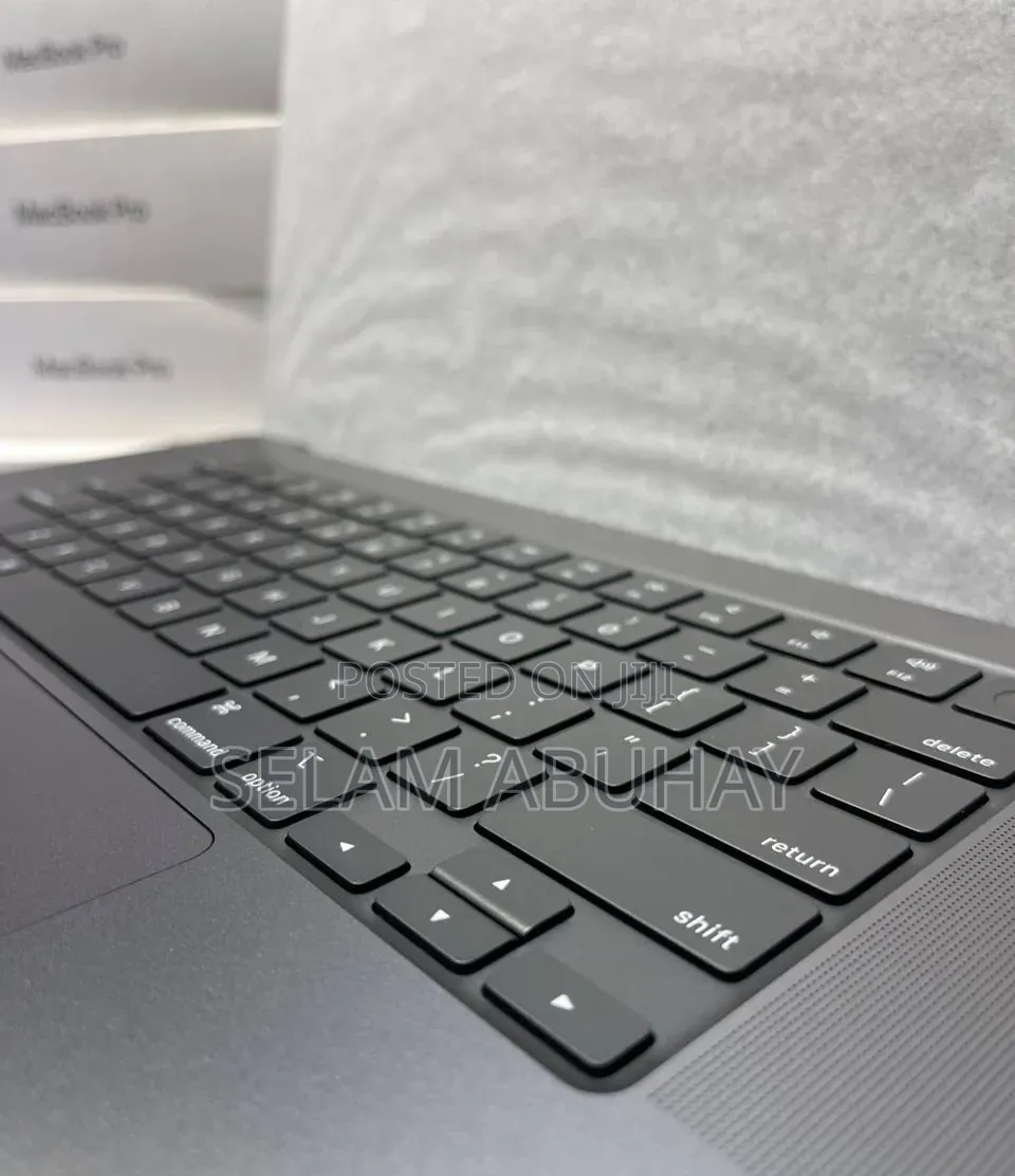 New Laptop Apple MacBook Pro 2023 M3 Max 36GB Apple M3 Max SSD 1T