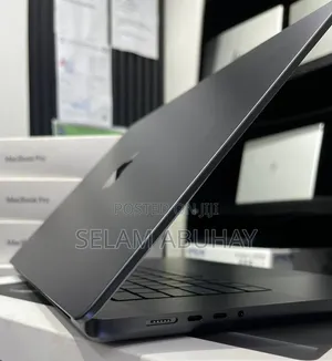 New Laptop Apple MacBook Pro 2023 M3 Max 36GB Apple M3 Max SSD 1T