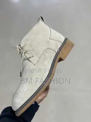 Khaki Color Mens Lace-Up Chelsea Boots