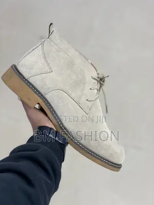 Khaki Color Mens Lace-Up Chelsea Boots