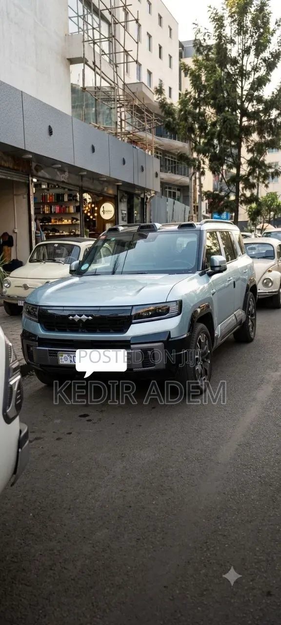 BYD Leopard 8 2.0 Hybrid AWD 2025 Blue