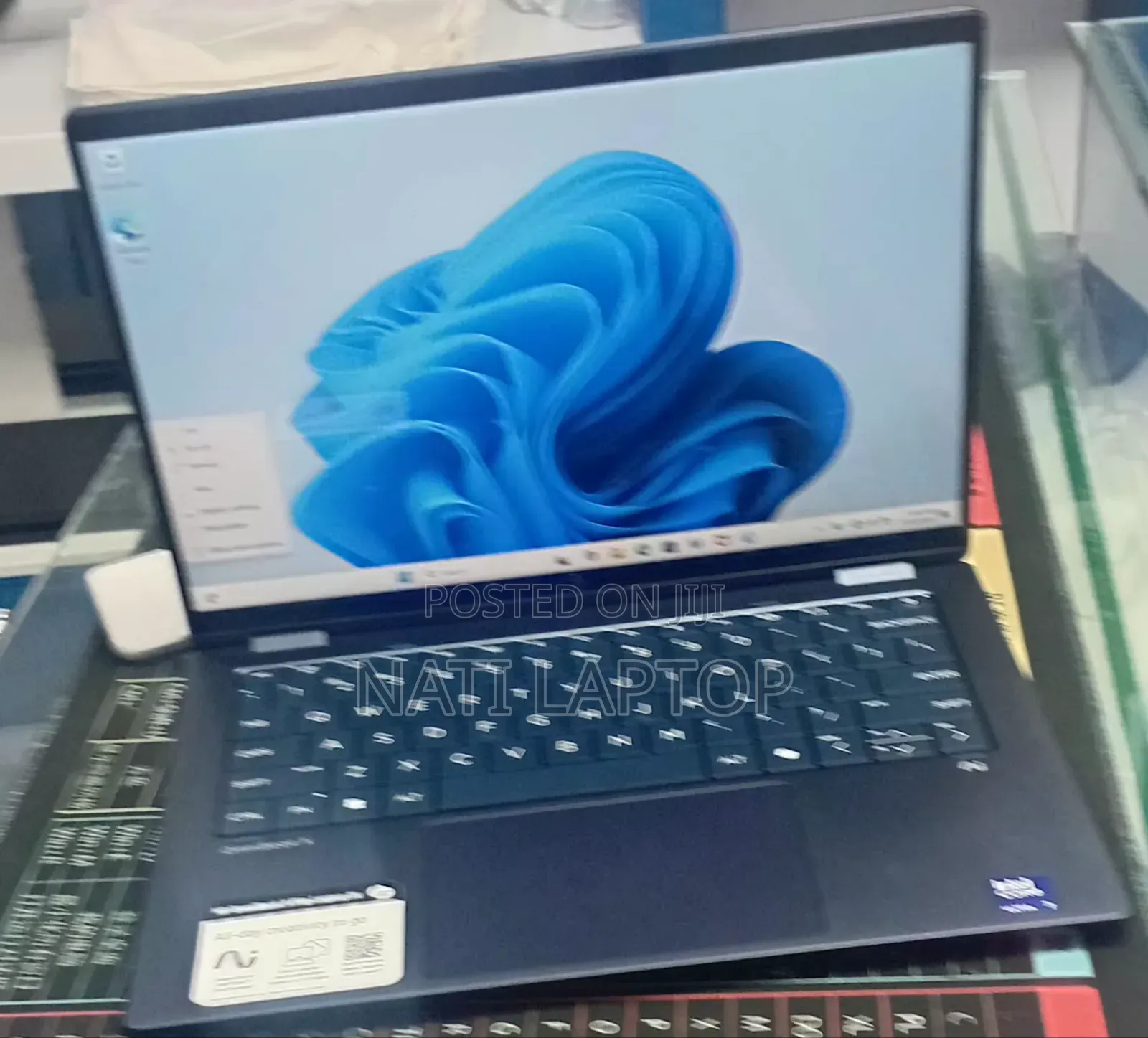 New Laptop HP OmniBook Ultra Flip 14" 16GB Intel Core Ultra 7 SSD 1T