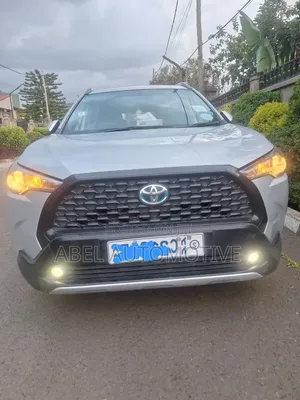 Toyota Corolla 2023 Silver