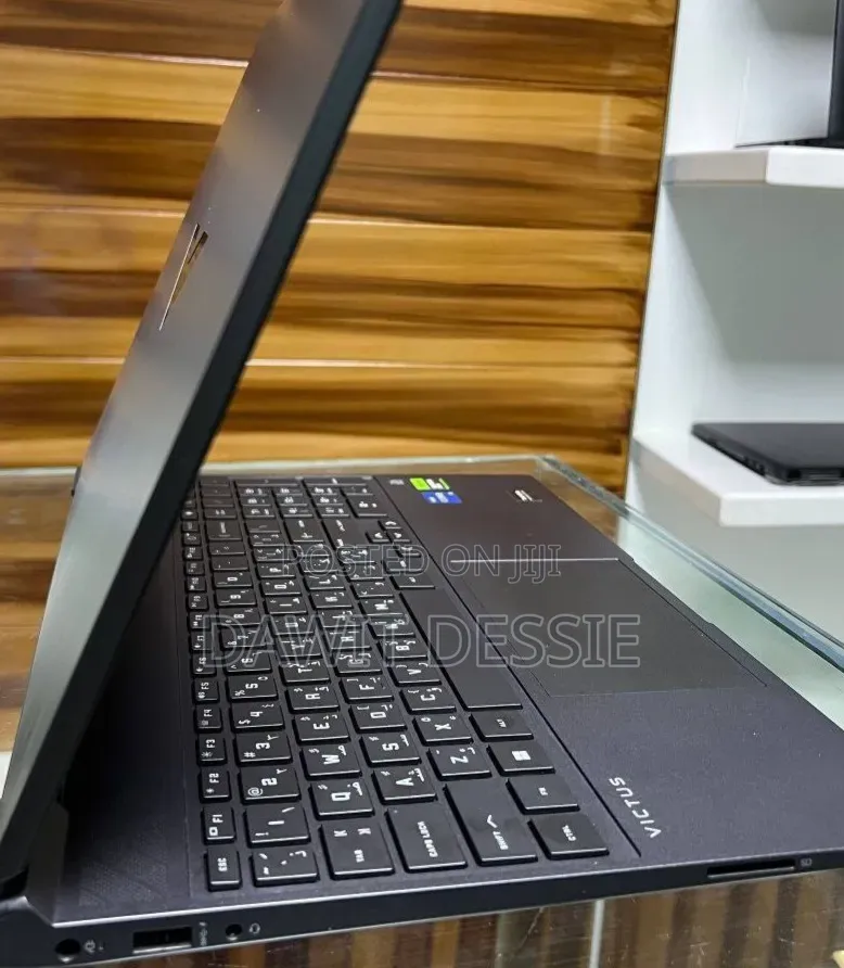 New Laptop HP 16GB Intel Core i5 SSD 512GB