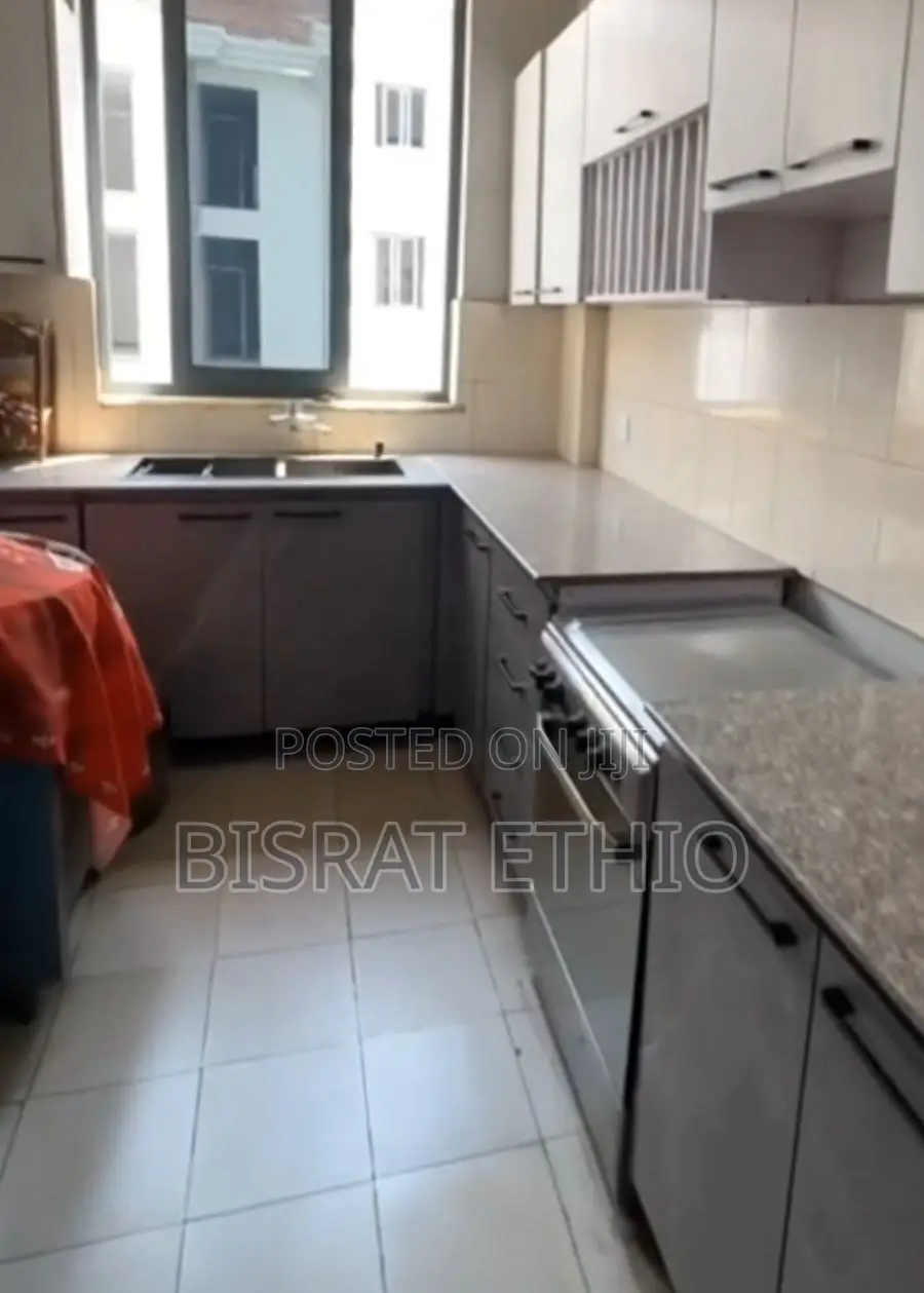 3bdrm Apartment in Bulbula Compound, Bole for sale