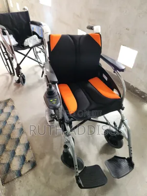 Heavy-Du Wheelchair With Lithium Battery and 12" Rear Tires Wheelchair